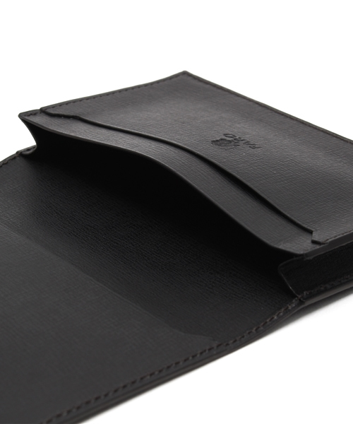 FARO（ファーロ）の「FARO レザーカードケース（CAVIRO(TM) FIN CALF