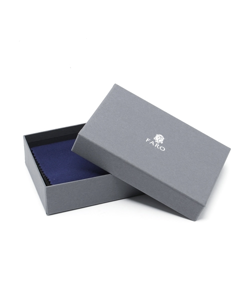 FARO ファーロ カヴィロ 名刺入れ カードケース CAVIRO 牛革 紺 FARO（ファーロ）の「FARO レザーカードケース（CAVIRO(TM) FIN CALF
