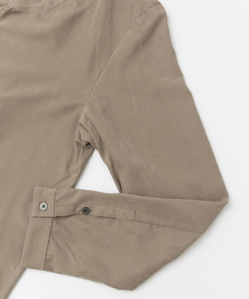 SENSE OF PLACE by URBAN RESEARCH（センスオブプレイスバイアーバンリサーチ）の「ベロアロングノーカラーZIPシャツ（シャツ/ブラウス・メンズ・ベージュ/ブラック・LARGE/MEDIUM）」の18枚目の写真