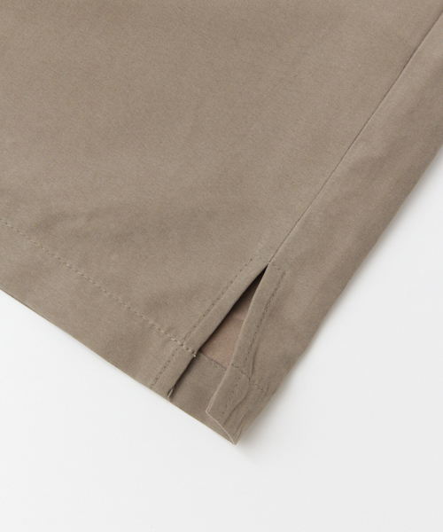 SENSE OF PLACE by URBAN RESEARCH（センスオブプレイスバイアーバンリサーチ）の「ベロアロングノーカラーZIPシャツ（シャツ/ブラウス・メンズ・ベージュ/ブラック・LARGE/MEDIUM）」の10枚目の写真