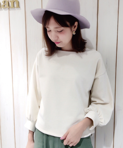 mysty woman（ミスティウーマン）の「カットコーデュロイボリューム袖プルオーバー（Tシャツ/カットソー・レディース・オフホワイト/ピンク/ブラック/ブル－グレ－・FREE）」の2枚目の写真