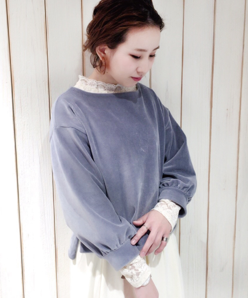 mysty woman（ミスティウーマン）の「カットコーデュロイボリューム袖プルオーバー（Tシャツ/カットソー・レディース・オフホワイト/ピンク/ブラック/ブル－グレ－・FREE）」の3枚目の写真