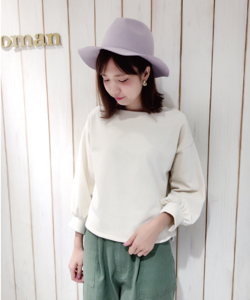 mysty woman（ミスティウーマン）の「カットコーデュロイボリューム袖プルオーバー（Tシャツ/カットソー・レディース・オフホワイト/ピンク/ブラック/ブル－グレ－・FREE）」の16枚目の写真