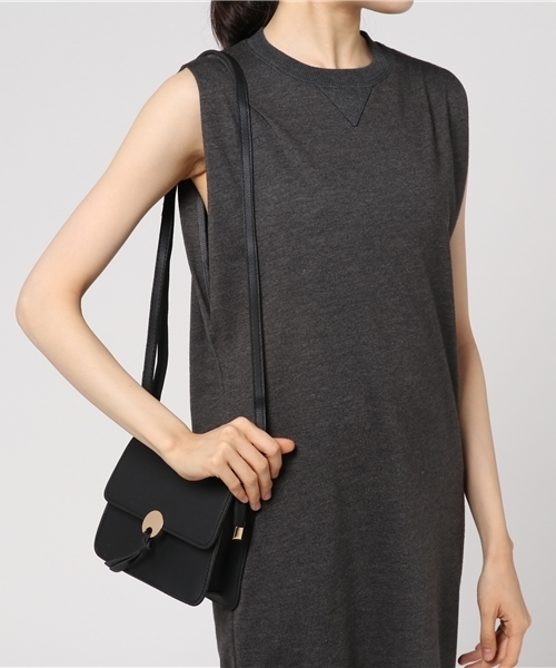 PLAIN CLOTHING(プレーンクロージング)の「ミニショルダーバッグ【PLAIN CLOTHING】(ショルダーバッグ・レディース・ブラック/グレー/キャメル・FREE)」の8枚目の写真