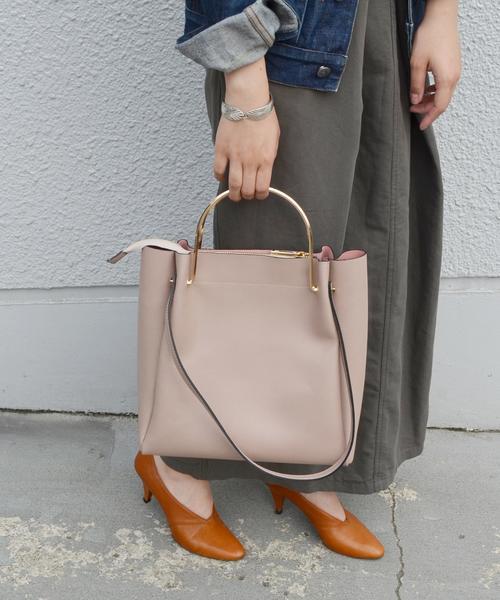 MARCO BIANCHINI（マルコビアンチーニ）の「MARCO BIANCHINI:ゴールドカラーハンドル2WAYバッグ◇（トートバッグ・レディース・レッド/ベージュ/ブラック/ライトブルー/キャメル/オレンジ・ONE SIZE）」の8枚目の写真