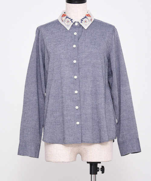 POU DOU DOU（プードゥドゥ）の「トップシャンブレー刺繍襟シャツ（シャツ/ブラウス・レディース・オートミール/ベージュ/ネイビー・3）」の5枚目の写真