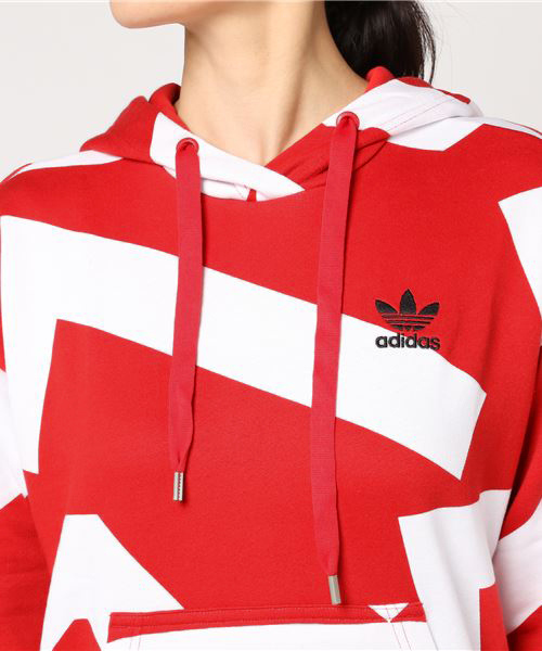 adidas（アディダス）の「オリジナルス フーディ[OVERSIZED HOODIE]（パーカー・レディース・レッド・SMALL/MEDIUM/LARGE/XX-LARGE/X-SMALL/XXX-LARGE）」の4枚目の写真