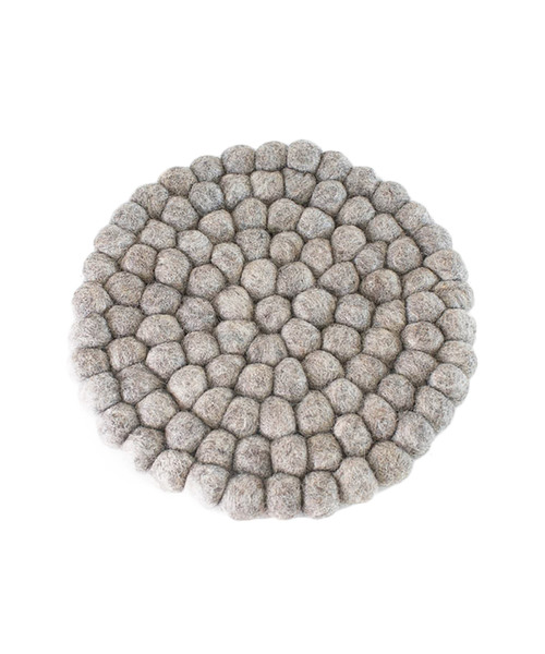 sarasa design（サラサデザイン）の「b2c フェルトボール ラウンド トリベット/鍋敷き（キッチンツール・レディース・ライトグレー/アイボリー/レッド/チャコールグレー/ネイビー/グレー系その他・ONE SIZE）」の15枚目の写真