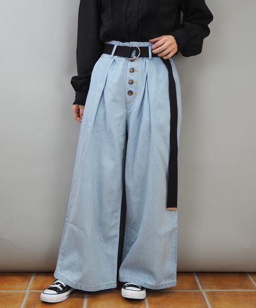 tiptop（ティップトップ）の「ベルト付き前ボタンワイドパンツ（その他パンツ・レディース・ベージュ/ネイビー/サックスブルー/ブルー/アイボリー・FREE）」の4枚目の写真