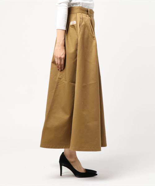 Dickies(ディッキーズ)の「ディッキーズ TCツイルタック入りロングスカート(スカート・レディース・ブラック/ベージュ/ネイビー/ブラウン/オフホワイト・M/L)」の7枚目の写真