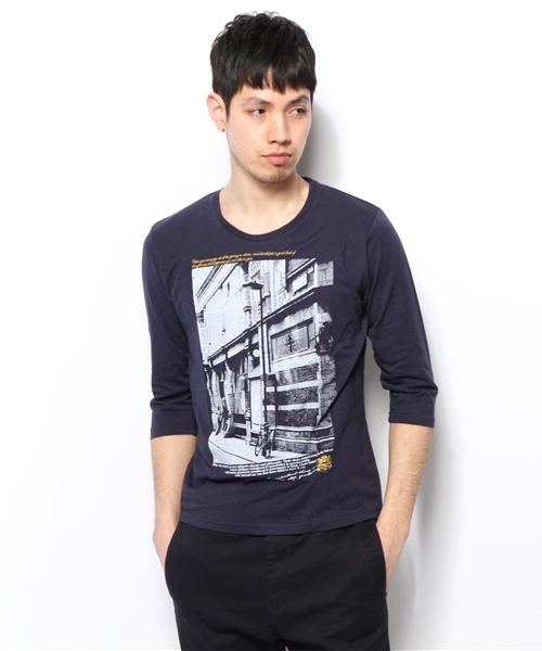 WEGO（ウィゴー）の「WEGO/フォトプリント7分袖UネックTシャツ（Tシャツ/カットソー・メンズ・ホワイト/ターコイズブルー/ネイビー/ライトピンク・MEDIUM/LARGE）」の3枚目の写真