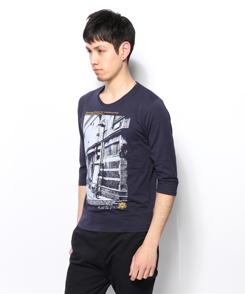 WEGO（ウィゴー）の「WEGO/フォトプリント7分袖UネックTシャツ（Tシャツ/カットソー・メンズ・ホワイト/ターコイズブルー/ネイビー/ライトピンク・MEDIUM/LARGE）」の6枚目の写真