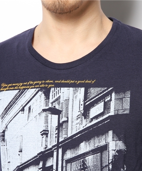 WEGO（ウィゴー）の「WEGO/フォトプリント7分袖UネックTシャツ（Tシャツ/カットソー・メンズ・ホワイト/ターコイズブルー/ネイビー/ライトピンク・MEDIUM/LARGE）」の8枚目の写真