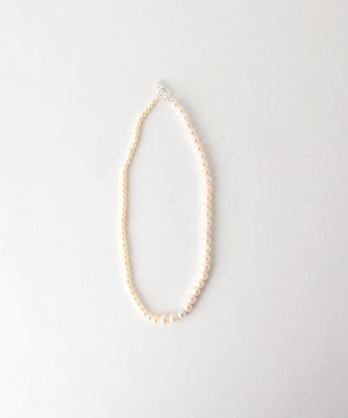 MONKEY TIME(モンキータイム)の「<WWW. WILL SHOTT> SPLIT PRL NC/ネックレス(ネックレス・メンズ・ホワイト・18)」の1枚目の写真