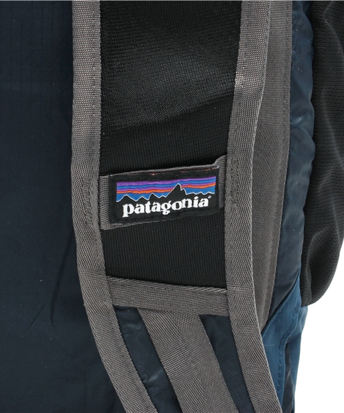 BEAMS BOY（ビームスボーイ）の「Patagonia / LightWeight Travel Tote（トートバッグ・レディース・イエロー/ネイビー・ONE SIZE）」の7枚目の写真