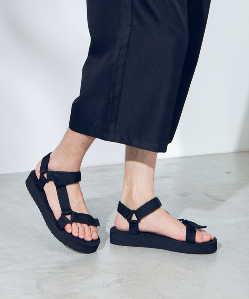 WEGO（ウィゴー）の「WEGO/フラットテープサンダル（サンダル・メンズ・ブラック・X-LARGE/XX-LARGE/XXX-LARGE）」の3枚目の写真
