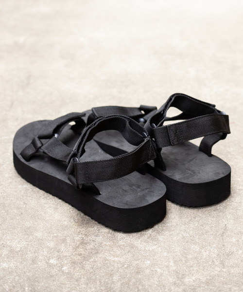 WEGO（ウィゴー）の「WEGO/フラットテープサンダル（サンダル・メンズ・ブラック・X-LARGE/XX-LARGE/XXX-LARGE）」の2枚目の写真