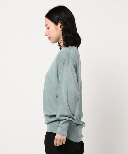 IENA（イエナ）の「silk cotton Vネック 2WAY プルオーバー◆（ニット/セーター・レディース・ベージュ/ライトグリーン/ネイビー・FREE）」の14枚目の写真