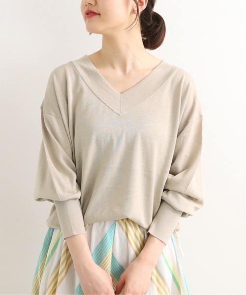 IENA（イエナ）の「silk cotton Vネック 2WAY プルオーバー◆（ニット/セーター・レディース・ベージュ/ライトグリーン/ネイビー・FREE）」の21枚目の写真