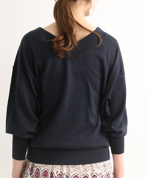 IENA（イエナ）の「silk cotton Vネック 2WAY プルオーバー◆（ニット/セーター・レディース・ベージュ/ライトグリーン/ネイビー・FREE）」の7枚目の写真
