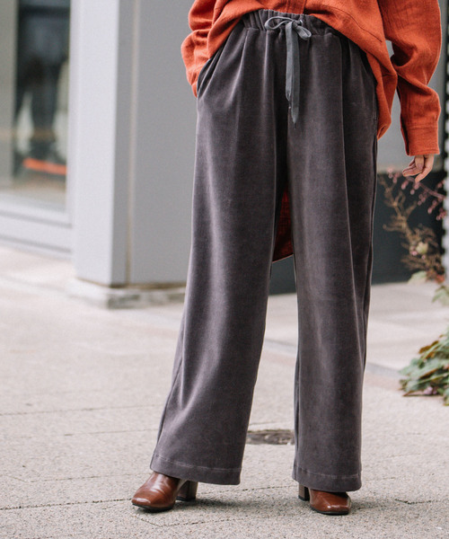 Munich（ミューニック）の「コーデュロイジャージー　ワイドイージーパンツ（その他パンツ・レディース・ベージュ/アイボリー/ダークグレー/ダークオレンジ・S/XS/M）」の3枚目の写真