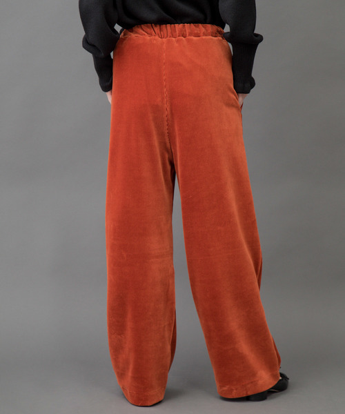 Munich（ミューニック）の「コーデュロイジャージー　ワイドイージーパンツ（その他パンツ・レディース・ベージュ/アイボリー/ダークグレー/ダークオレンジ・S/XS/M）」の11枚目の写真