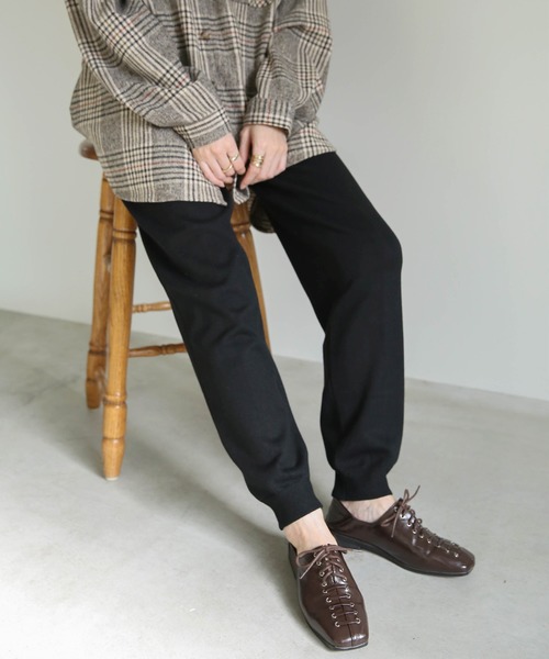 select MOCA（セレクトモカ）の「ジョガーニットパンツ/サイドポケットウエストゴムニットパンツ（その他パンツ・レディース・ブラック/アイボリー/ライトベージュ・FREE）」の13枚目の写真