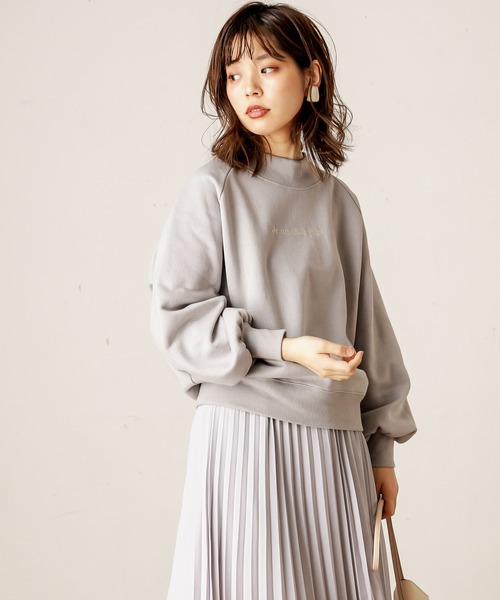 natural couture(ナチュラルクチュール)の「裏起毛裏毛ラグランロゴスウェット(スウェット・レディース・ブラウン/オフホワイト/サックスブルー/ライトベージュ・FREE)」の17枚目の写真