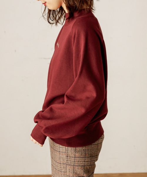 natural couture(ナチュラルクチュール)の「裏起毛裏毛ラグランロゴスウェット(スウェット・レディース・ブラウン/オフホワイト/サックスブルー/ライトベージュ・FREE)」の21枚目の写真