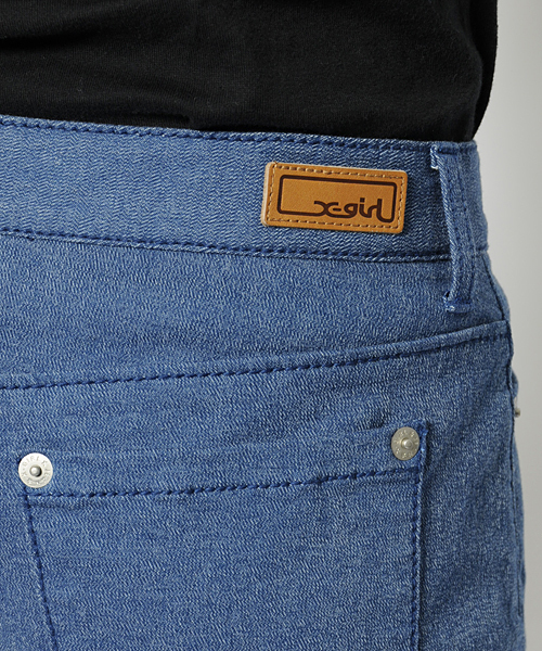 X-girl(エックスガール)の「HEAVY STITCH DENIM SHORTS(その他パンツ・レディース・ブラック/オレンジ/ブルー・0/2/1)」の6枚目の写真