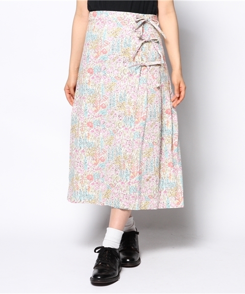 BEAMS BOY（ビームスボーイ）の「BEAMS BOY / リバティ コードリボン キルトスカート 14FW（スカート・レディース・ホワイト/ナチュラル・ONE SIZE）」の2枚目の写真