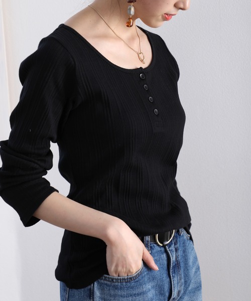 classicalelf（クラシカルエルフ）の「ランダムリブ ヘンリーネック無地ミドル丈ロングTシャツ（長袖）（Tシャツ/カットソー・レディース・ブラック/ホワイト/杢グレー/ベージュ/チャコール/ブラウン・LARGE/XXX-LARGE/X-LARGE/MEDIUM/XX-LARGE）」の20枚目の写真