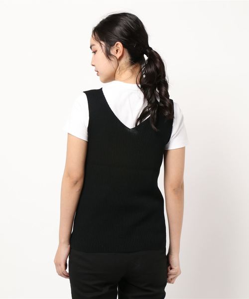 KOBE LETTUCE（コウベレタス）の「センターボタンリブニットトップス（ニット/セーター・レディース・マスタード/ブラック/オフホワイト/ベージュ・FREE）」の13枚目の写真