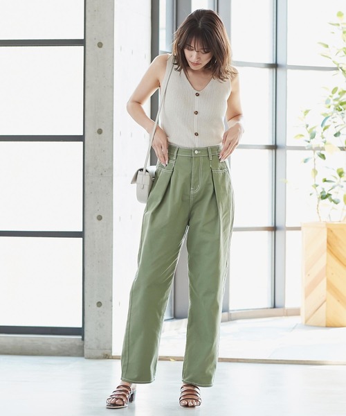 KOBE LETTUCE（コウベレタス）の「センターボタンリブニットトップス（ニット/セーター・レディース・マスタード/ブラック/オフホワイト/ベージュ・FREE）」の8枚目の写真