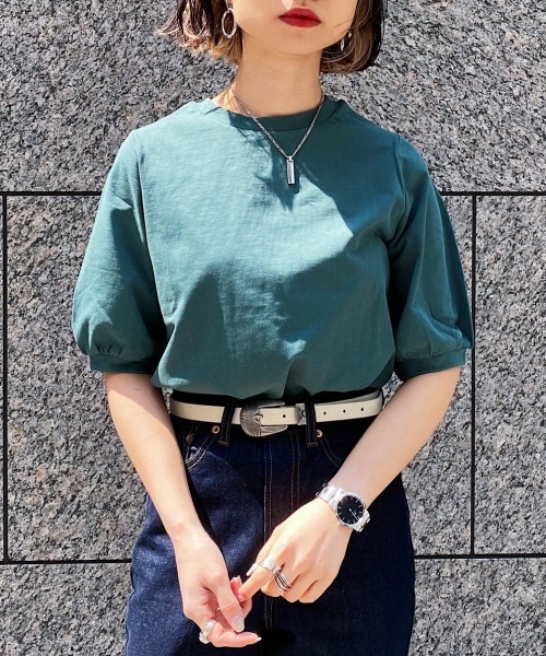 PAGEBOY（ページボーイ）の「ボリュームスリーブTEE（Tシャツ/カットソー・レディース・オフホワイト/ブラック/グレイッシュベージュ/モスグリーン/パープル/イエロー系その他/ダークブラウン・FREE）」の5枚目の写真