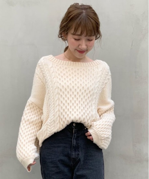 flower（フラワー）の「スイートバックニット（ニット/セーター・レディース・ダークブラウン/アイボリー・FREE）」の5枚目の写真