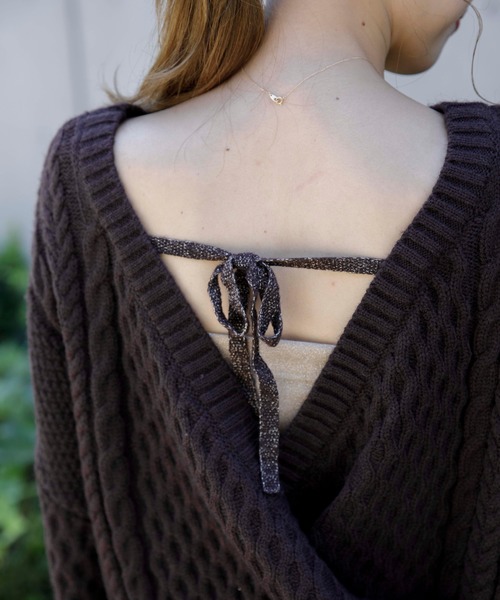 flower（フラワー）の「スイートバックニット（ニット/セーター・レディース・ダークブラウン/アイボリー・FREE）」の10枚目の写真