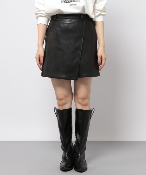 PAGEBOY（ページボーイ）の「フェイクレザーラップショートパンツ（その他パンツ・レディース・オフホワイト/ブラック・FREE）」の11枚目の写真