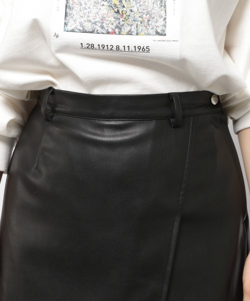 PAGEBOY（ページボーイ）の「フェイクレザーラップショートパンツ（その他パンツ・レディース・オフホワイト/ブラック・FREE）」の14枚目の写真