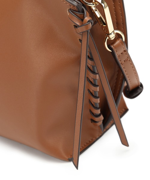 Ungrid（アングリッド）の「【Ungrid/アングリッド】　スムース  サイドかがりミニポシェット（ショルダーバッグ・レディース・ブラック/ダークブラウン/ベージュ/レッド/オリーブ/カーキ/アイボリー/ベージュ系その他/ブルー系その他/キャメル/スモークピンク/ワイン/ダークベージュ/グレイッシュベージュ・FREE）」の15枚目の写真