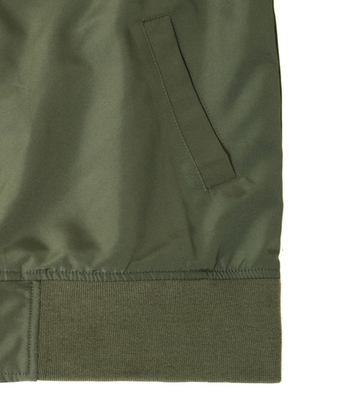 GLAZOS（グラソス）の「リバーシブルMA-1（MA-1・キッズ・ブラック/カーキ・140cm/150cm/160cm/170cm/130cm）」の15枚目の写真