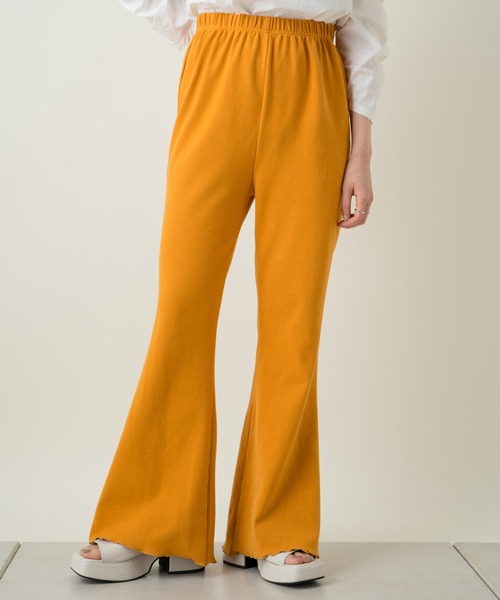 Kastane（カスタネ）の「メロウフレアパンツ（その他パンツ・レディース・サックスブルー/オレンジ/アイボリー・1/2）」の4枚目の写真