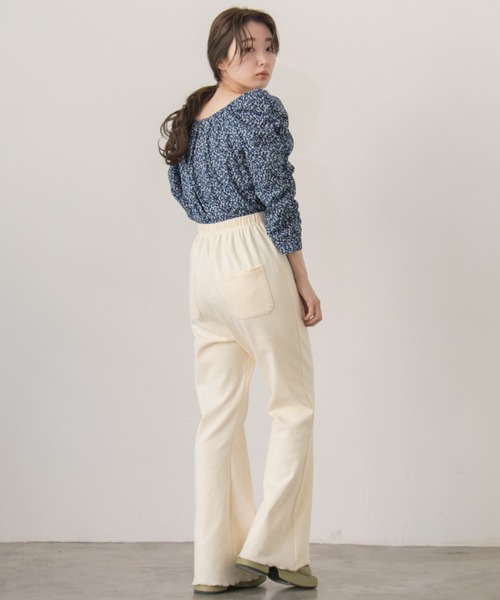 Kastane（カスタネ）の「メロウフレアパンツ（その他パンツ・レディース・サックスブルー/オレンジ/アイボリー・1/2）」の16枚目の写真