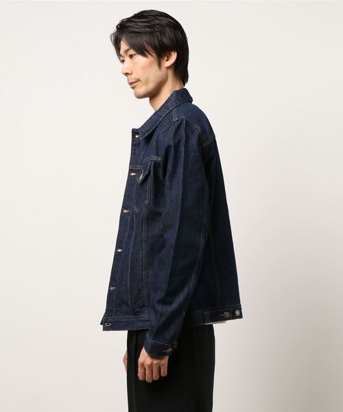 BENETTON (UNITED COLORS OF BENETTON)（ベネトンユナイテッドカラーズオブベネトン）の「デニムジャケット（デニムジャケット・メンズ・インディゴブルー・SMALL/MEDIUM/LARGE/X-LARGE）」の4枚目の写真