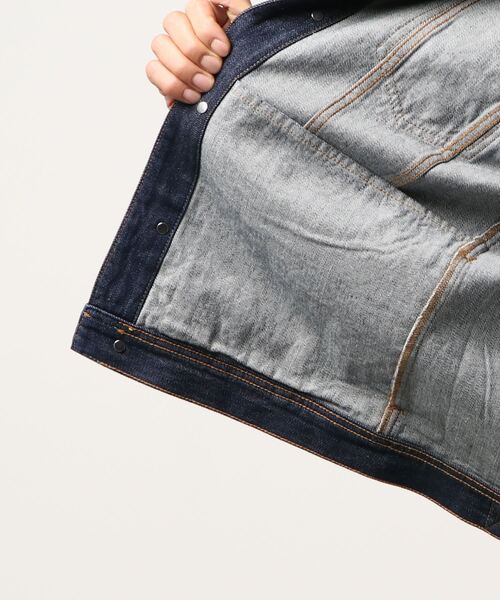 BENETTON (UNITED COLORS OF BENETTON)（ベネトンユナイテッドカラーズオブベネトン）の「デニムジャケット（デニムジャケット・メンズ・インディゴブルー・SMALL/MEDIUM/LARGE/X-LARGE）」の3枚目の写真