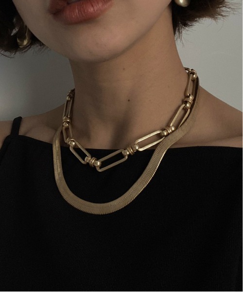 Ameri(アメリ)の「MEDI 3WAY CHAIN LAYERED NECKLACE(チョーカー・レディース・シルバー/ゴールド・FREE)」の4枚目の写真