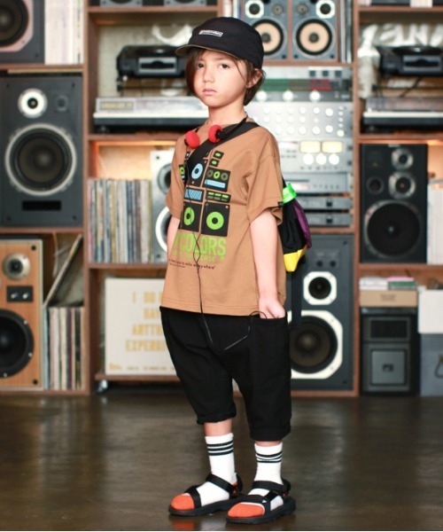 GROOVY COLORS（グルービーカラーズ）の「天竺 MAKE SOME NOISE ビッグTシャツ（Tシャツ/カットソー・キッズ・ブラウン/ホワイト/ブラック・130/140）」の6枚目の写真