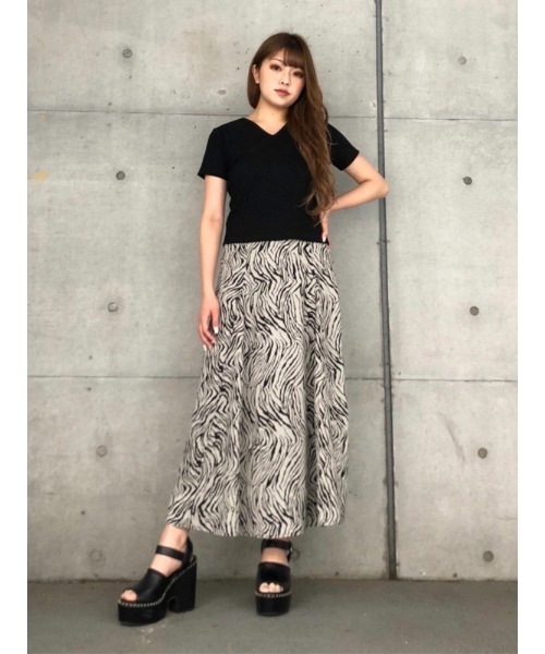 ENVYM（アンビー）の「バックレースリブTOPS（Tシャツ/カットソー・レディース・ブラック/ベージュ/ホワイト・FREE）」の16枚目の写真