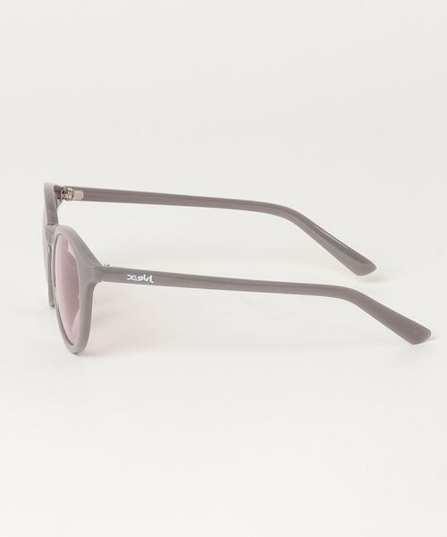 X-girl(エックスガール)の「BOSTON FLAME SUNGLASSES(サングラス・レディース・ブラウン/グレー/グリーン・ONE SIZE)」の4枚目の写真