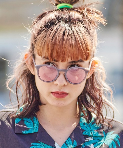 X-girl(エックスガール)の「BOSTON FLAME SUNGLASSES(サングラス・レディース・ブラウン/グレー/グリーン・ONE SIZE)」の1枚目の写真